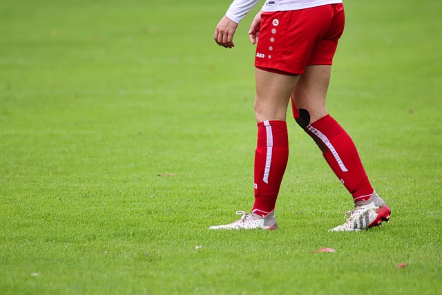 中國、日本和韓國頂級聯賽的薪資比較表明：促使年輕球員赴歐.