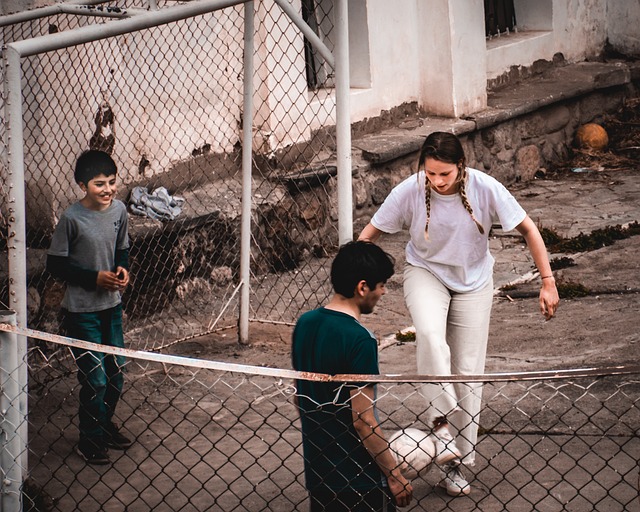 哈登表示：庫裏在我們退役前的地位無人能超越 所以他還能保持第一的位置一段時間.